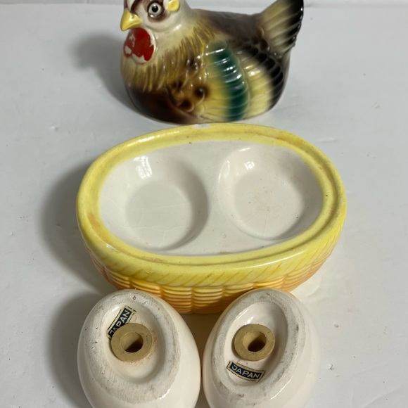Vtg Kelvin’s Japan Nesting Chicken Salt & Pepper Shaker’s - Picture 3 of 7